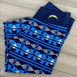 Los Angeles Chargers Festive Holiday style Geometric Leggings